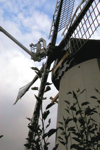 Schilderwerk groeneveldse molen 1 9 2008 (4)