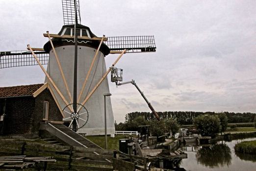 Schilderwerk groeneveldse molen 13 9 2008 (13)